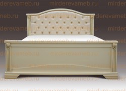Кровать Винтаж из массива дерева