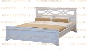 Кровать Лира из массива дерева