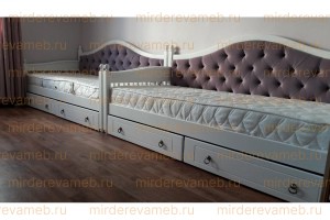 Кровать Милана из массива