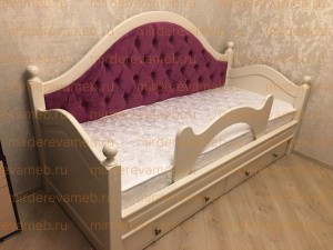 Кровать Арабелла из массива