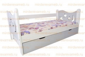Кровать Звездочет из массива