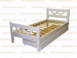 Кровать Немо из массива