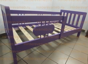 Кровать Сатурн из массива