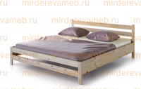 Кровати двуспальные из массива дерева